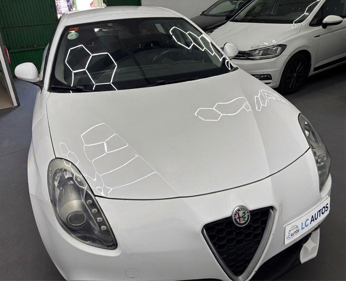 
								Alfa Romeo Giulietta completo									